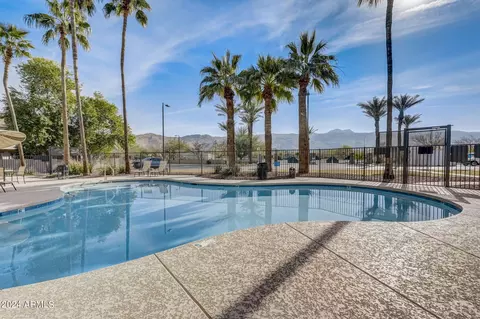 2825 E Dunbar Dr, Phoenix, AZ 85042 photo 24