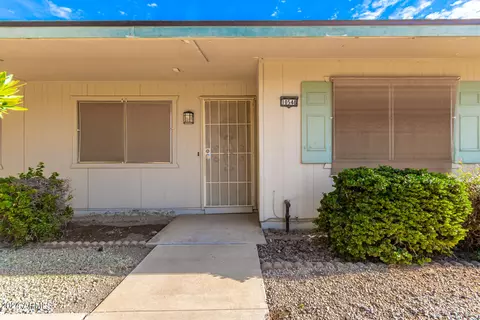 10548 W Coggins Dr, Sun City, AZ 85351