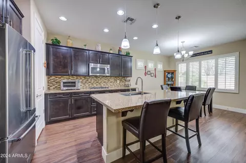 10820 E Queensborough Ave, Mesa, AZ 85212 photo 2