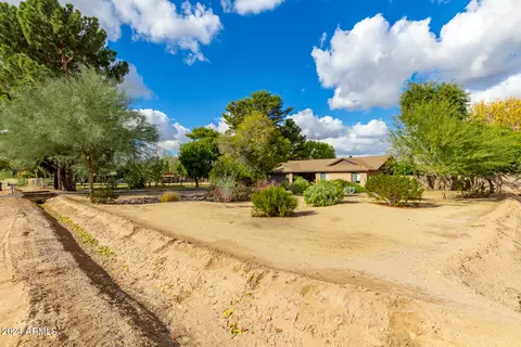 12032 E Willis Rd, Chandler, AZ 85286