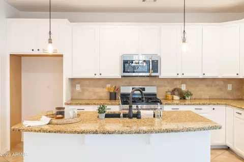 Kitchen - 11017 E Shepperd Ave, Mesa, AZ 85212 photo 4 of 12