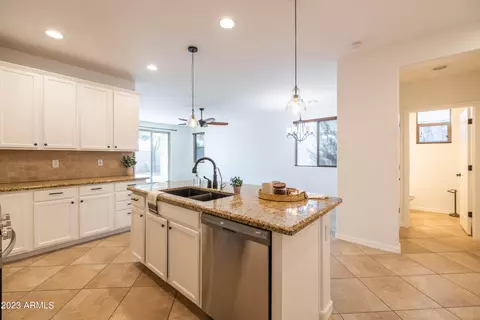 Kitchen - 11017 E Shepperd Ave, Mesa, AZ 85212 photo 11 of 12