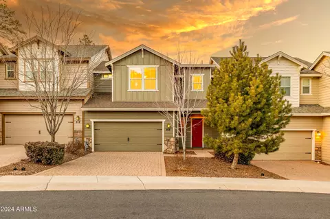 918 E Sterling Ln, Flagstaff, AZ 86005