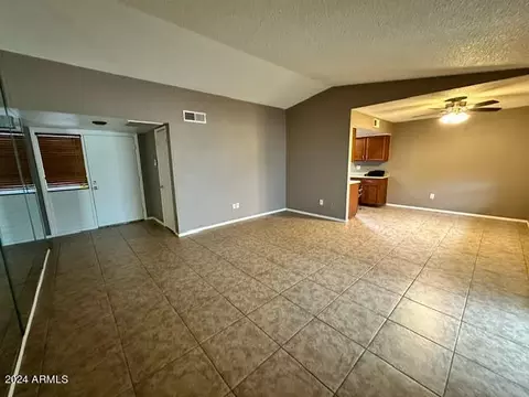3822 W Mitchell Dr, Phoenix, AZ 85019 photo 6