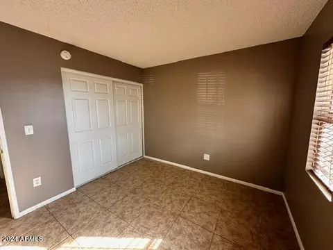 3822 W Mitchell Dr, Phoenix, AZ 85019 photo 11