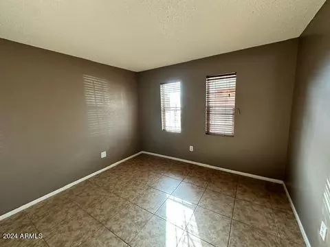 3822 W Mitchell Dr, Phoenix, AZ 85019 photo 10