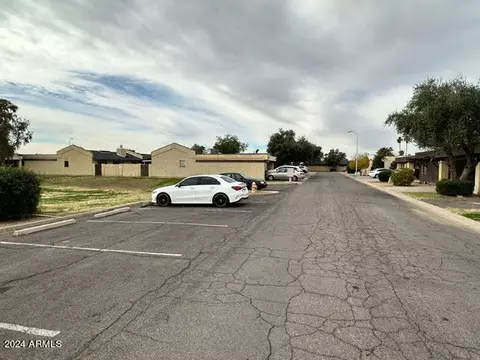 3822 W Mitchell Dr, Phoenix, AZ 85019 photo 17