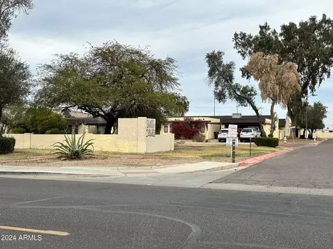 3822 W Mitchell Dr, Phoenix, AZ 85019 photo 18