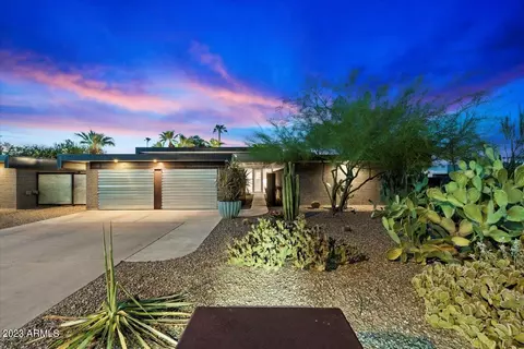 Exterior - 3526 E Mountain View Rd, Phoenix, AZ 85028 photo 8 of 8