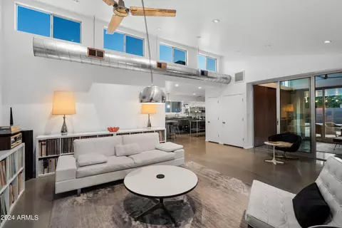 Living - 3526 E Mountain View Rd, Phoenix, AZ 85028 photo 3 of 4