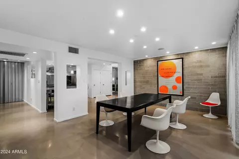 Dining - 3526 E Mountain View Rd, Phoenix, AZ 85028 photo 3 of 3