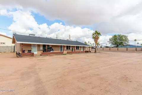 44 N Mountain Rd, Apache Junction, AZ 85120 photo 3