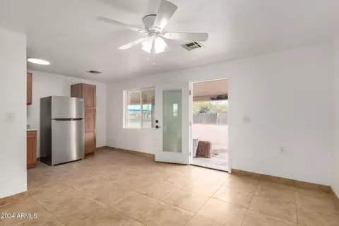 44 N Mountain Rd, Apache Junction, AZ 85120 photo 9