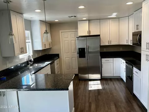 4121 W Dailey St, Phoenix, AZ 85053 photo 4