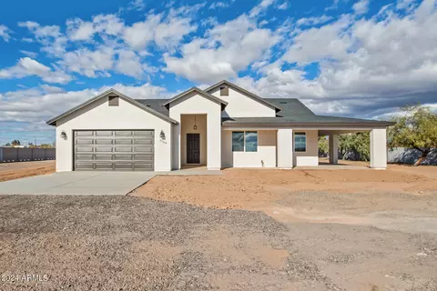 21516 W Chaparosa Way, Wittmann, AZ 85361