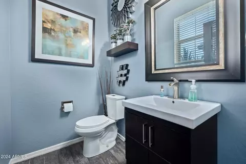 Bath - 6026 S Mack Ave, Gilbert, AZ 85298 photo 1 of 5