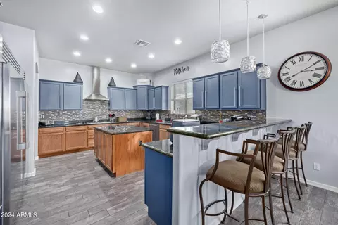 Kitchen - 6026 S Mack Ave, Gilbert, AZ 85298 photo 1 of 6