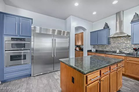 Kitchen - 6026 S Mack Ave, Gilbert, AZ 85298 photo 6 of 6