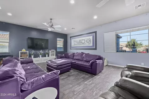 Living - 6026 S Mack Ave, Gilbert, AZ 85298 photo 1 of 2