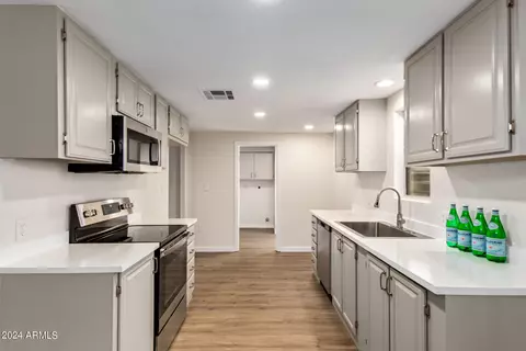 2100 E Cody St, Apache Junction, AZ 85119 photo 6