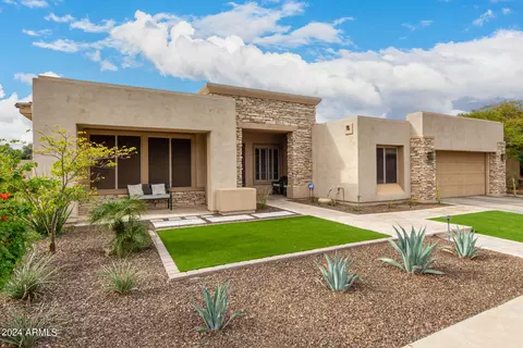 7868 S Grandview Ave, Tempe, AZ 85284