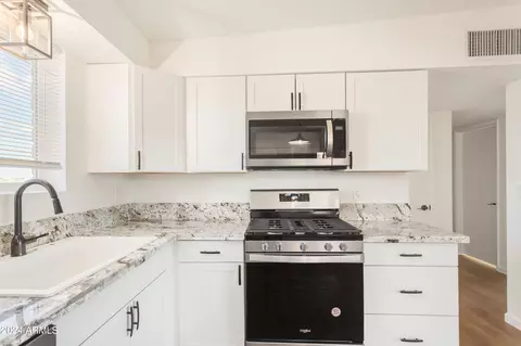4963 E De Medici Dr, Sierra Vista, AZ 85635