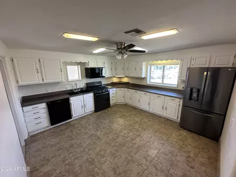 5245 E Golden St, Globe, AZ 85501 photo 3