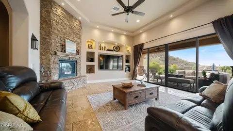 3228 N 89th Pl, Mesa, AZ 85207 photo 5
