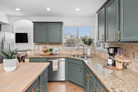1401 E San Remo Ave, Gilbert, AZ 85234 photo 9