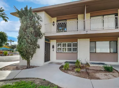 1550 N Stapley Dr #30, Mesa, AZ 85203