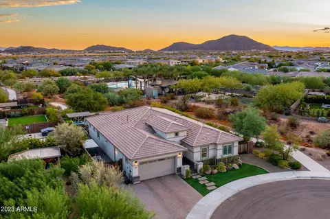 3207 E Robin Ln, Phoenix, AZ 85050