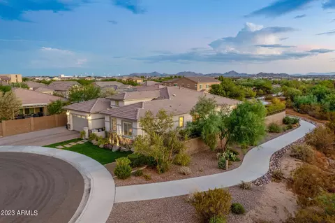3207 E Robin Ln, Phoenix, AZ 85050 photo 36