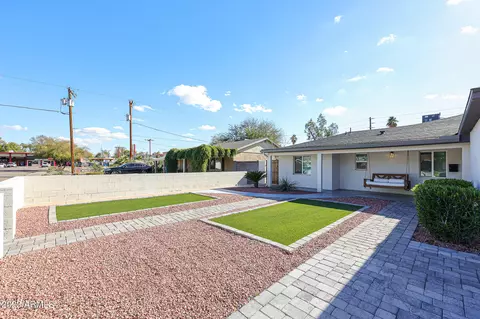 2327 E Mitchell Dr, Phoenix, AZ 85016 photo 10