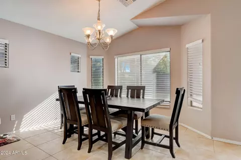 3569 E Kesler Ln, Gilbert, AZ 85295 photo 8