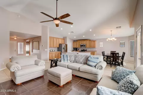 3569 E Kesler Ln, Gilbert, AZ 85295 photo 5