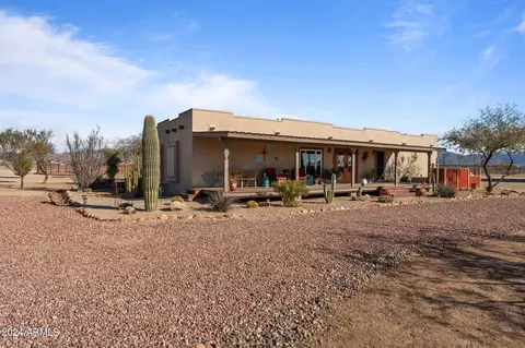 22900 W Phyllis St, Congress, AZ 85332