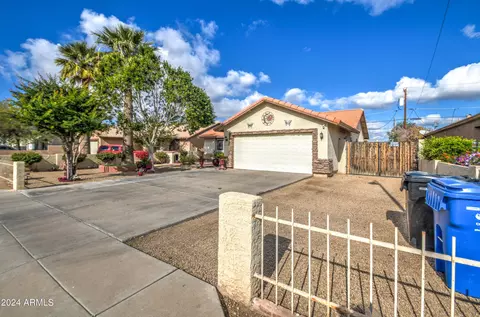 2528 E Roeser Rd, Phoenix, AZ 85040