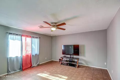 2528 E Roeser Rd, Phoenix, AZ 85040 photo 8