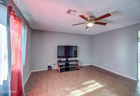 2528 E Roeser Rd, Phoenix, AZ 85040 photo 9