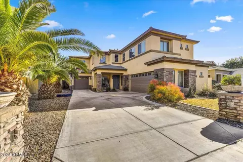 6587 S Garnet Way, Chandler, AZ 85249
