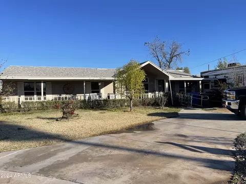 5655 S Montezuma St, Phoenix, AZ 85041
