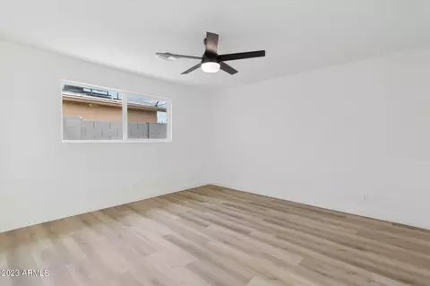 2437 W Echo Ln, Phoenix, AZ 85021 photo 16