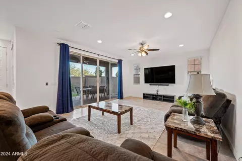 Living - 2448 E Pelican Dr, Gilbert, AZ 85297 photo 1 of 4