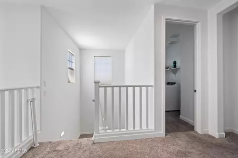 Entry Way - 2448 E Pelican Dr, Gilbert, AZ 85297 photo 4 of 6