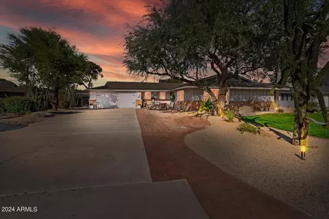 326 E Kaler Dr, Phoenix, AZ 85020
