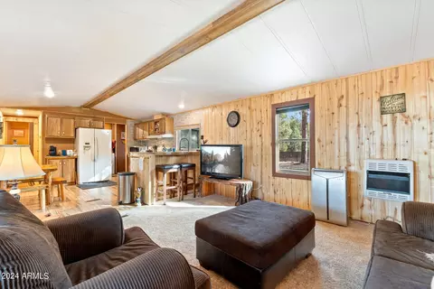2931 Breezy Pine Dr, Overgaard, AZ 85933 photo 9