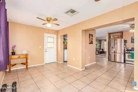 3401 W Tuckey Ln, Phoenix, AZ 85017 photo 8