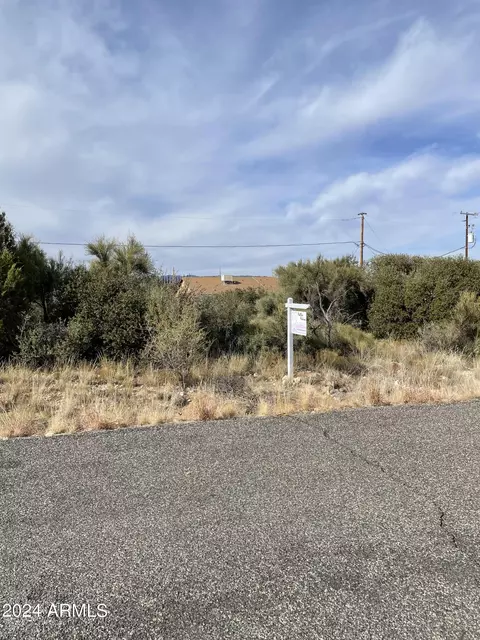 20646 E Cedar Canyon Dr #-, Mayer, AZ 86333 photo 3