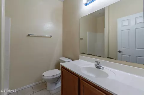 2711 E Schiliro Cir, Phoenix, AZ 85032 photo 9