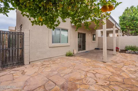 2711 E Schiliro Cir, Phoenix, AZ 85032 photo 23